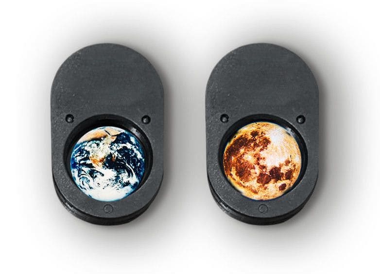 Máy chiếu - ống kính mặt trăng và hành tinh trái đất